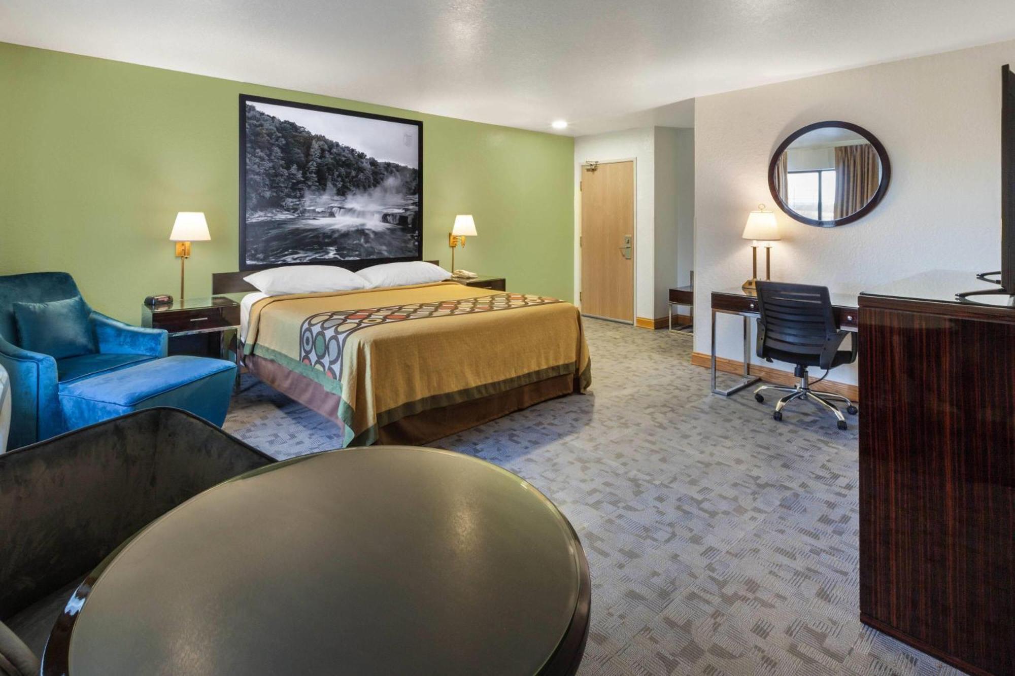 Super 8 By Wyndham Uniontown Pa Hotel Exterior foto